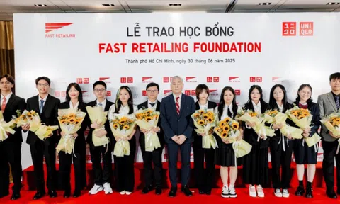 Fast Retailing tiếp tục trao tặng học bổng toàn phần cho học sinh Việt Nam năm thứ ba liên tiếp