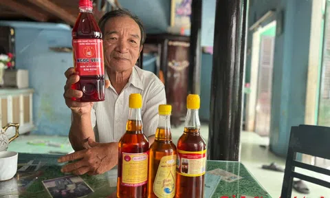 Đặc sản nước mắm Nam Ô: 'Mật biển' tiến Vua