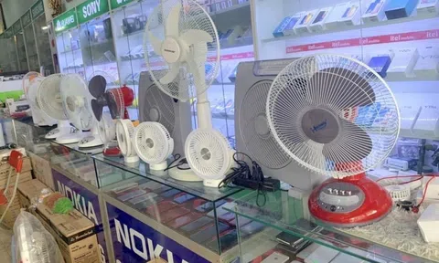 Cảnh báo: Quạt tích điện kém chất lượng, tiềm ẩn nguy cơ cháy nổ