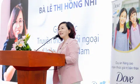 Tổ chức khóa tập huấn cho các giáo viên về việc nâng cao sự tự tin về ngoại hình cho học sinh THCS.