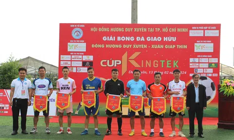 Gắn kết tình đồng hương từ giải bóng đá giao hữu Đồng hương Duy Xuyên chào xuân Giáp Thìn