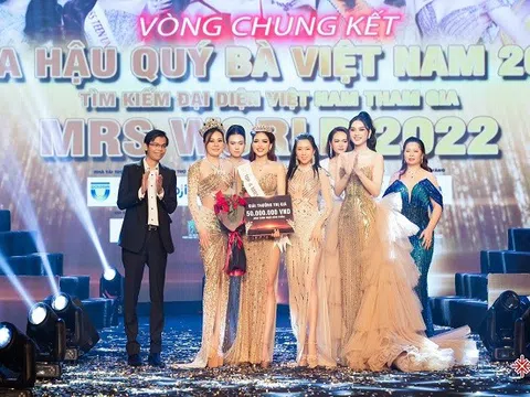 'Luôn sống hết mình cho hiện tại, nhưng không quên nỗ lực vì tương lai' - Á hậu Hồ Trúc Quỳnh