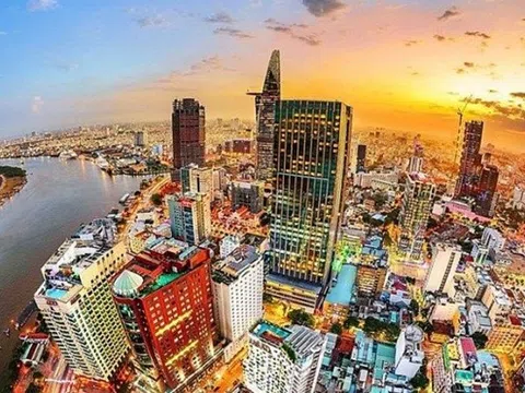 Nợ công trên GDP của Việt Nam giảm nhưng nợ nước ngoài của doanh nghiệp có xu hướng tăng