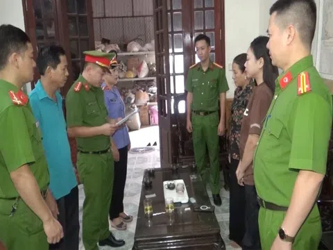 Thanh Hoá: Hai mẹ con bị khởi tố vì bán hàng giả nhãn hiệu nổi tiếng