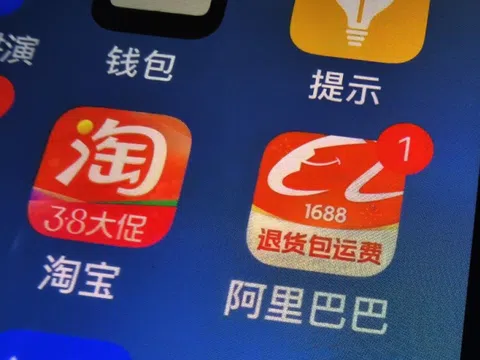 Taobao giữ vững vị thế dẫn đầu bằng chiến lược giảm phí và đầu tư vào nội dung thương mại