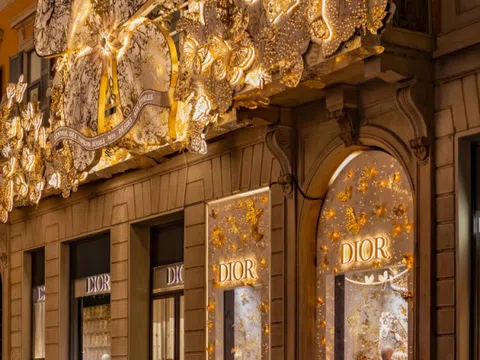 Dior gây sốc khi đặt gia công túi chỉ 1,4 triệu đồng nhưng bán tại cửa hàng với giá trên trời