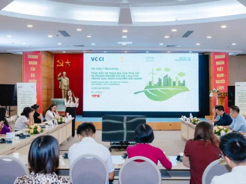 Chung tay nâng cao vai trò của phụ nữ trong chuyển đổi xanh