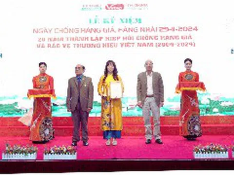 Ống Việt Úc vinh danh tiến vào top 5 Thương hiệu vàng 2024