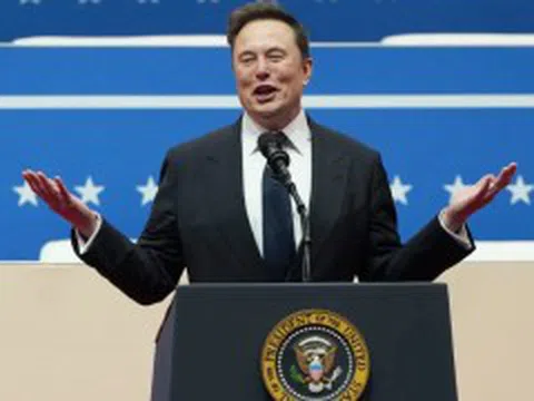 Tỷ phú Elon Musk trở thành chính trị gia