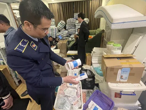 Thu giữ 3 tấn nguyên liệu thuốc và thực phẩm chức năng '3 không'