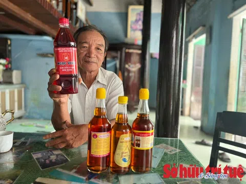 Đặc sản nước mắm Nam Ô: 'Mật biển' tiến Vua