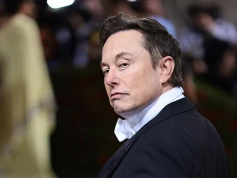 Elon Musk kêu gọi tạm dừng phát triển trí tuệ nhân tạo