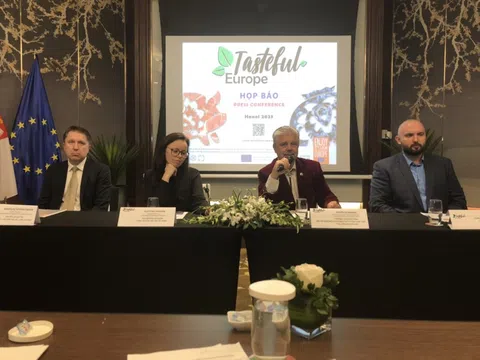 Thúc đẩy hoạt động sản xuất, kinh doanh Việt Nam - Ba Lan