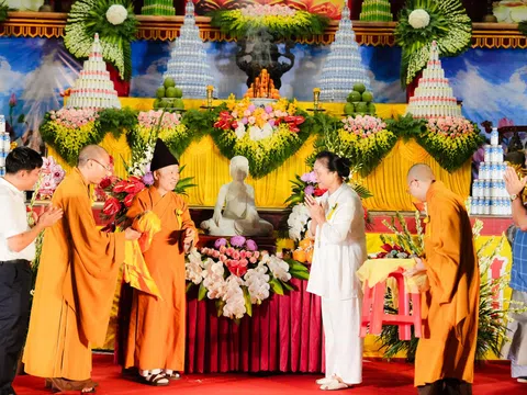 Chờ đón bảo tượng Phật Thích Ca Mâu Ni bằng ngọc bích Jadeite lớn nhất thế giới