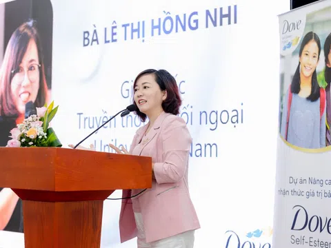 Tổ chức khóa tập huấn cho các giáo viên về việc nâng cao sự tự tin về ngoại hình cho học sinh THCS.