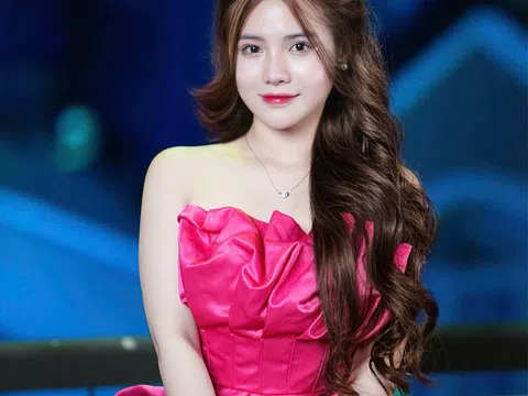 Nhâm nhi vài ly, cô gái cất giọng ‘Nơi vực, nơi anh’ đạt 16,1 triệu view