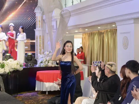 Hoa hậu Tân Lê: Đừng biến tiếng Anh thành ‘rào cản’, hãy biến nó thành quyền năng/đòn bẩy