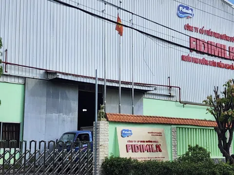 Giữa "cơn bão" truy quét sữa giả, Fidimilk thông báo thu hồi nhiều sản phẩm
