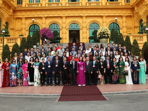 CEO Thẩm mỹ viện Adona tham dự đoàn tiếp kiến Phó Chủ tịch nước