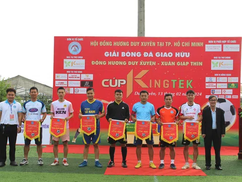 Gắn kết tình đồng hương từ giải bóng đá giao hữu Đồng hương Duy Xuyên chào xuân Giáp Thìn