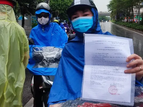 Công an Hà Nội chốt phương án cấp giấy đi đường, có 3 nhóm người dân, doanh nghiệp phải làm lại giấy