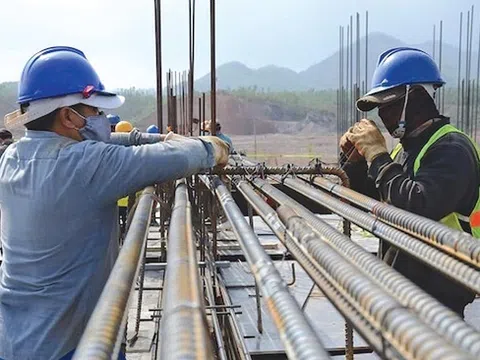 Nhiều dự án BĐS đứng trước nguy cơ &#039;đắp chiếu&#039; do giá thép xây dựng &#039;leo thang&#039;