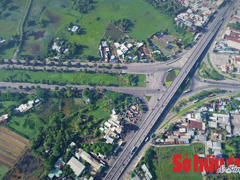 Giải phóng mặt bằng: ​​&#039;Giải cứu’ những con đường tắc nghẽn ở TP.HCM