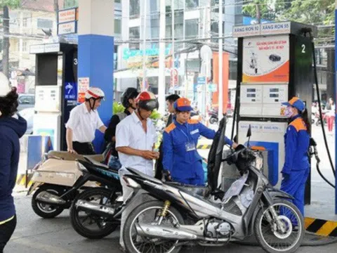 Đề xuất giảm 4 loại thuế nhằm giảm giá xăng dầu