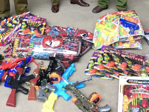 Thị trường đồ chơi Trung thu: Cảnh báo mối nguy hiểm cho trẻ