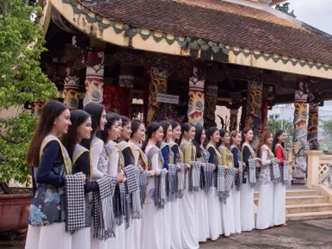 Hoa khôi Nam Bộ 2022 lan tỏa nét đẹp văn hóa Đất Phương Nam