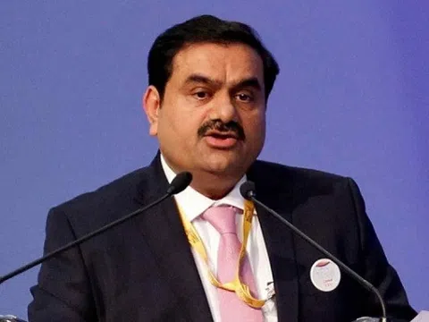 Chân dung tỷ phú giàu nhất châu Á, Gautam Adani