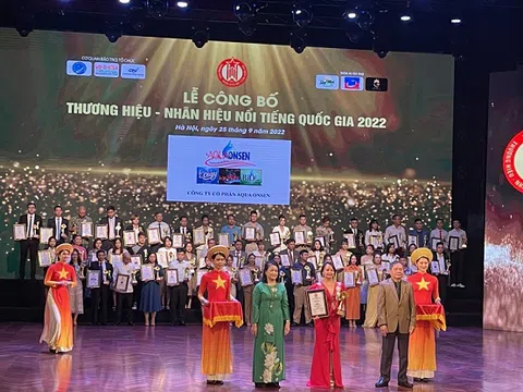 Aqua Onsen vinh dự nhận giải thưởng Top Thương hiệu - Nhãn hiệu nổi tiếng quốc gia 2022