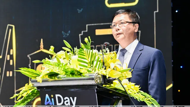 Ra mắt sáng kiến đào tạo AI cho 50.000 giáo viên tại sự kiện AI Day 2026